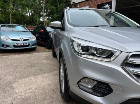 Ford Kuga 1.5T EcoBoost Titanium 2WD Euro 6 (s/s) 5dr 11