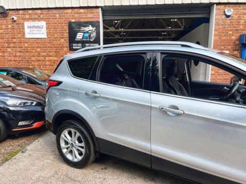 Ford Kuga 1.5T EcoBoost Titanium 2WD Euro 6 (s/s) 5dr 25