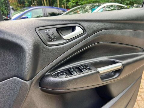 Ford Kuga 1.5T EcoBoost Titanium 2WD Euro 6 (s/s) 5dr 51