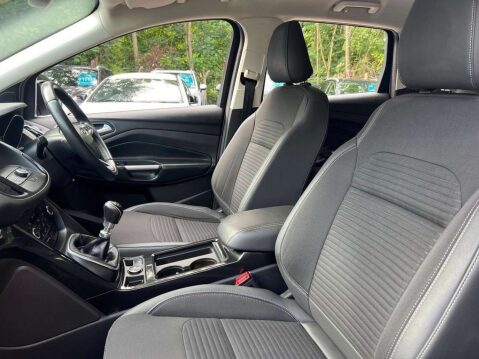 Ford Kuga 1.5T EcoBoost Titanium 2WD Euro 6 (s/s) 5dr 32