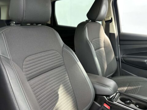 Ford Kuga 1.5T EcoBoost Titanium 2WD Euro 6 (s/s) 5dr 14