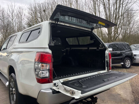 Mitsubishi L200 2.2 DI-D DC Barbarian X Auto 4WD Euro 6 (s/s) 4dr 26