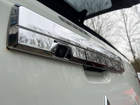 Mitsubishi L200 2.2 DI-D DC Barbarian X Auto 4WD Euro 6 (s/s) 4dr 28