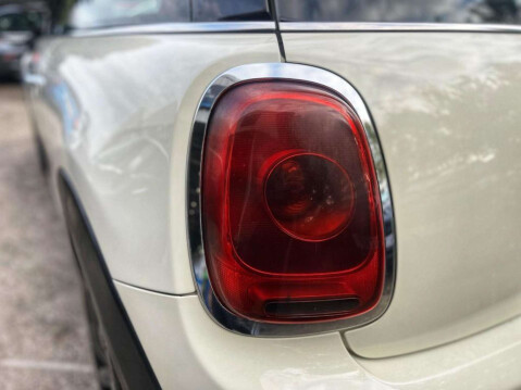 Mini Hatch 2.0 Cooper S Euro 6 (s/s) 3dr 20