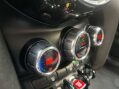 Mini Hatch 2.0 Cooper S Euro 6 (s/s) 3dr 40