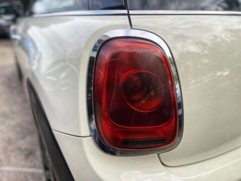 Mini Hatch 2.0 Cooper S Euro 6 (s/s) 3dr 20