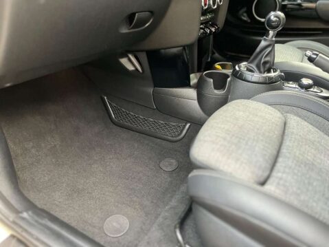 Mini Hatch 2.0 Cooper S Euro 6 (s/s) 3dr 47