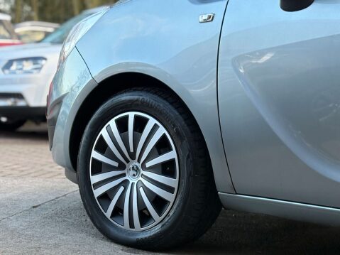 Vauxhall Meriva 1.4 Meriva Exclusive 5dr 12
