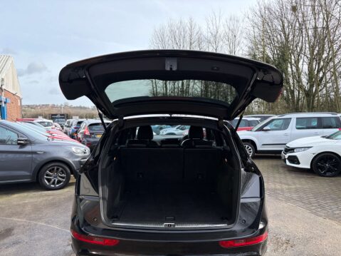 Audi Q5 2.0 Q5 S Line+ TDI Quattro 4WD 5dr 44