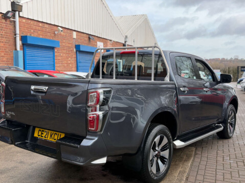 Isuzu D-Max 1.9 D-Max DL40 Auto 4WD 32