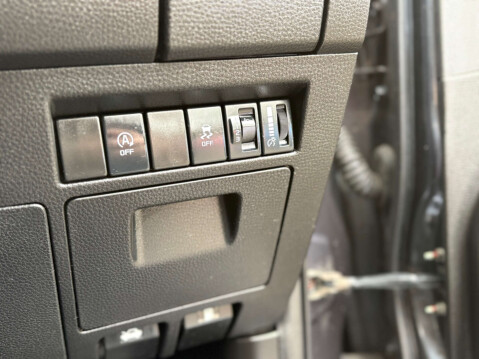 Isuzu D-Max 1.9 D-Max DL40 Auto 4WD 64