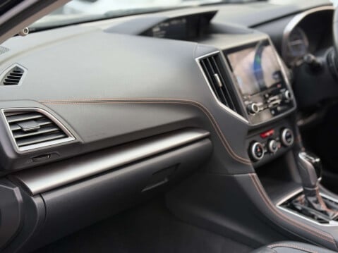 Subaru XV 2.0 XV i SE Premium e-Boxer AWD CVT 4WD 5dr 40