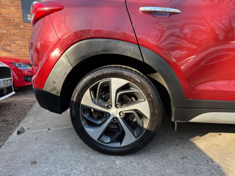 Hyundai TUCSON 1.7 Tucson Premium SE Blue Drive 2WD CRDi Semi-Auto 5dr 10