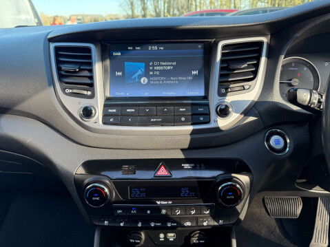 Hyundai TUCSON 1.7 Tucson Premium SE Blue Drive 2WD CRDi Semi-Auto 5dr 53