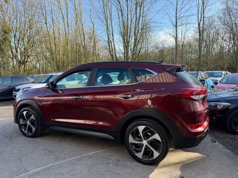 Hyundai TUCSON 1.7 Tucson Premium SE Blue Drive 2WD CRDi Semi-Auto 5dr 14