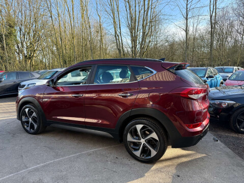 Hyundai TUCSON 1.7 Tucson Premium SE Blue Drive 2WD CRDi Semi-Auto 5dr 21