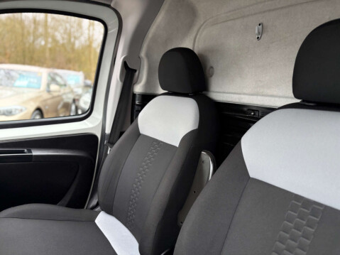 Fiat Fiorino 1.2 Fiorino 16v Adventure MultiJet II S/S 34