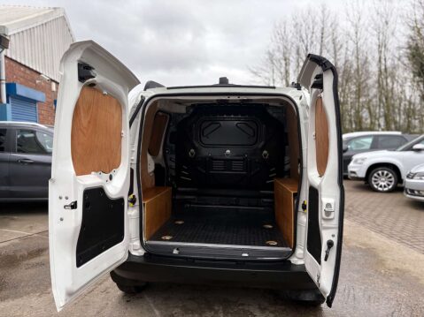 Fiat Fiorino 1.2 Fiorino 16v Adventure MultiJet II S/S 43