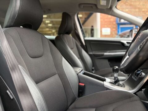 Volvo XC60 2.4 XC60 SE Nav D4 AWD 4WD 5dr 55