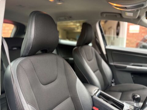 Volvo XC60 2.4 XC60 SE Nav D4 AWD 4WD 5dr 56
