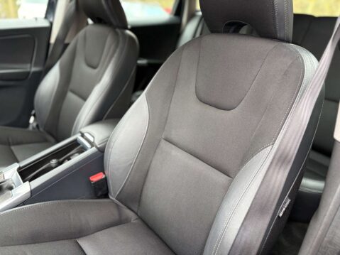 Volvo XC60 2.4 XC60 SE Nav D4 AWD 4WD 5dr 29