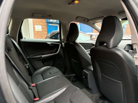Volvo XC60 2.4 XC60 SE Nav D4 AWD 4WD 5dr 47