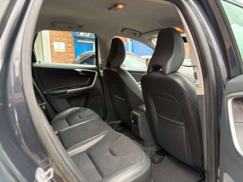 Volvo XC60 2.4 XC60 SE Nav D4 AWD 4WD 5dr 48