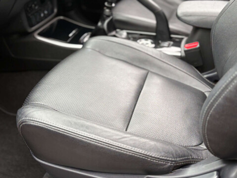 Mitsubishi Outlander 2.3 Outlander DI-D 4 4WD 5dr 34