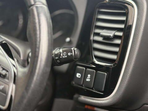 Mitsubishi Outlander 2.3 Outlander DI-D 4 4WD 5dr 64