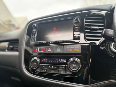 Mitsubishi Outlander 2.3 Outlander DI-D 4 4WD 5dr 70