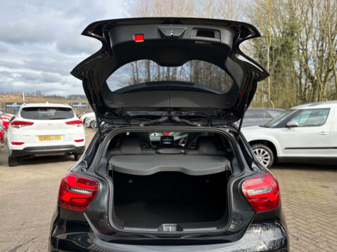 Mercedes-Benz A Class 2.0 A 250 4Matic AMG Premium Auto 4WD 5dr 29