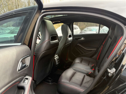 Mercedes-Benz A Class 2.0 A 250 4Matic AMG Premium Auto 4WD 5dr 47