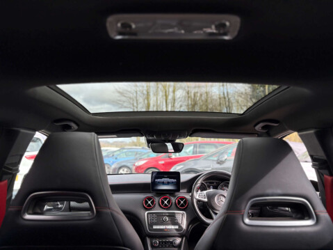Mercedes-Benz A Class 2.0 A 250 4Matic AMG Premium Auto 4WD 5dr 31