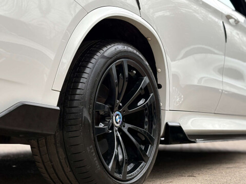 BMW X5 3.0 X5 M50D Auto 4WD 5dr 32