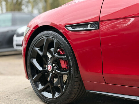 Jaguar XE 3.0 XE S V6 Auto 4dr 12