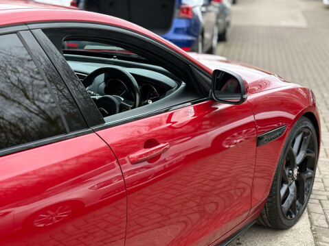 Jaguar XE 3.0 XE S V6 Auto 4dr 21
