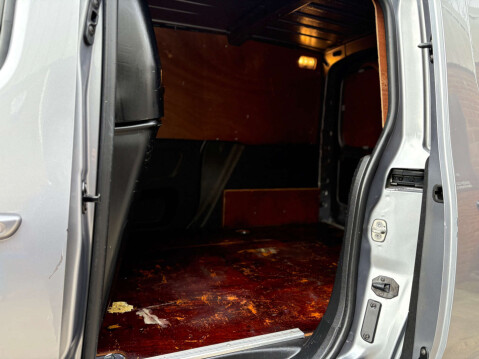Vauxhall Combo 1.5 Combo 2000 Edition S/S Auto 19