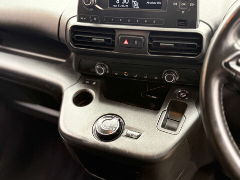 Vauxhall Combo 1.5 Combo 2000 Edition S/S Auto 38