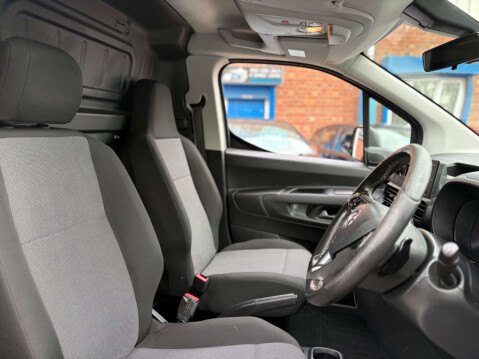 Vauxhall Combo 1.5 Combo 2000 Edition S/S Auto 41
