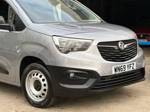 Vauxhall Combo 1.5 Combo 2000 Edition S/S Auto 3