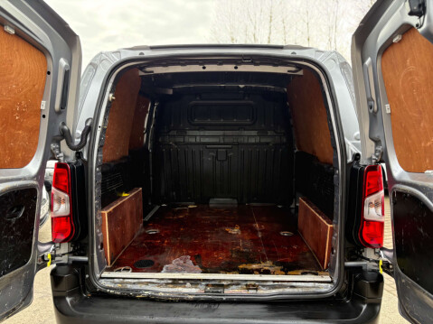 Vauxhall Combo 1.5 Combo 2000 Edition S/S Auto 27