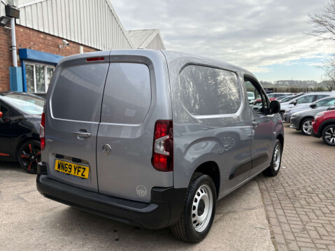 Vauxhall Combo 1.5 Combo 2000 Edition S/S Auto 29