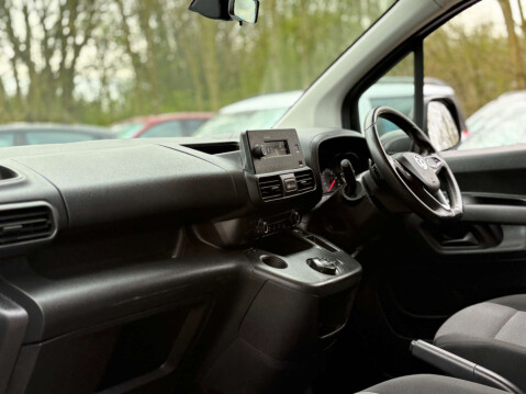 Vauxhall Combo 1.5 Combo 2000 Edition S/S Auto 52