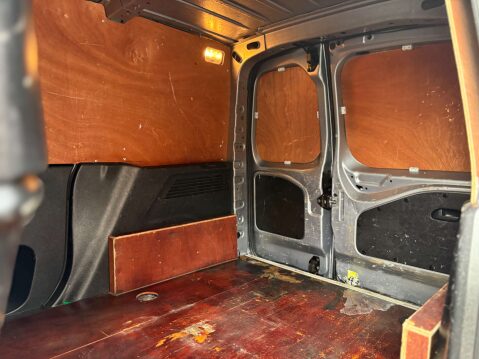 Vauxhall Combo 1.5 Combo 2000 Edition S/S Auto 17