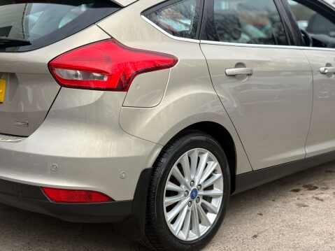 Ford Focus 1.0 Focus Titanium X 5dr 20