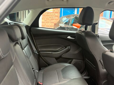 Ford Focus 1.0 Focus Titanium X 5dr 46