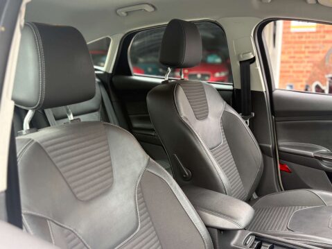 Ford Focus 1.0 Focus Titanium X 5dr 53