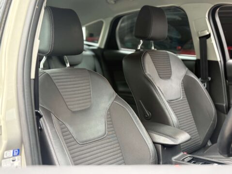 Ford Focus 1.0 Focus Titanium X 5dr 56