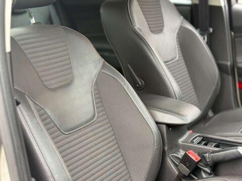 Ford Focus 1.0 Focus Titanium X 5dr 57