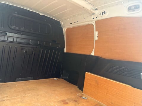 Vauxhall Combo 1.5 Combo 2000 Edition S/S Auto 30